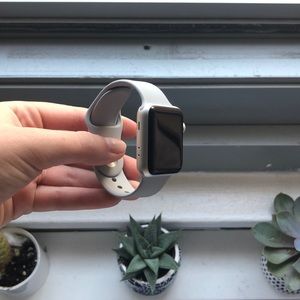 Apple Watch Series 3 with GPS